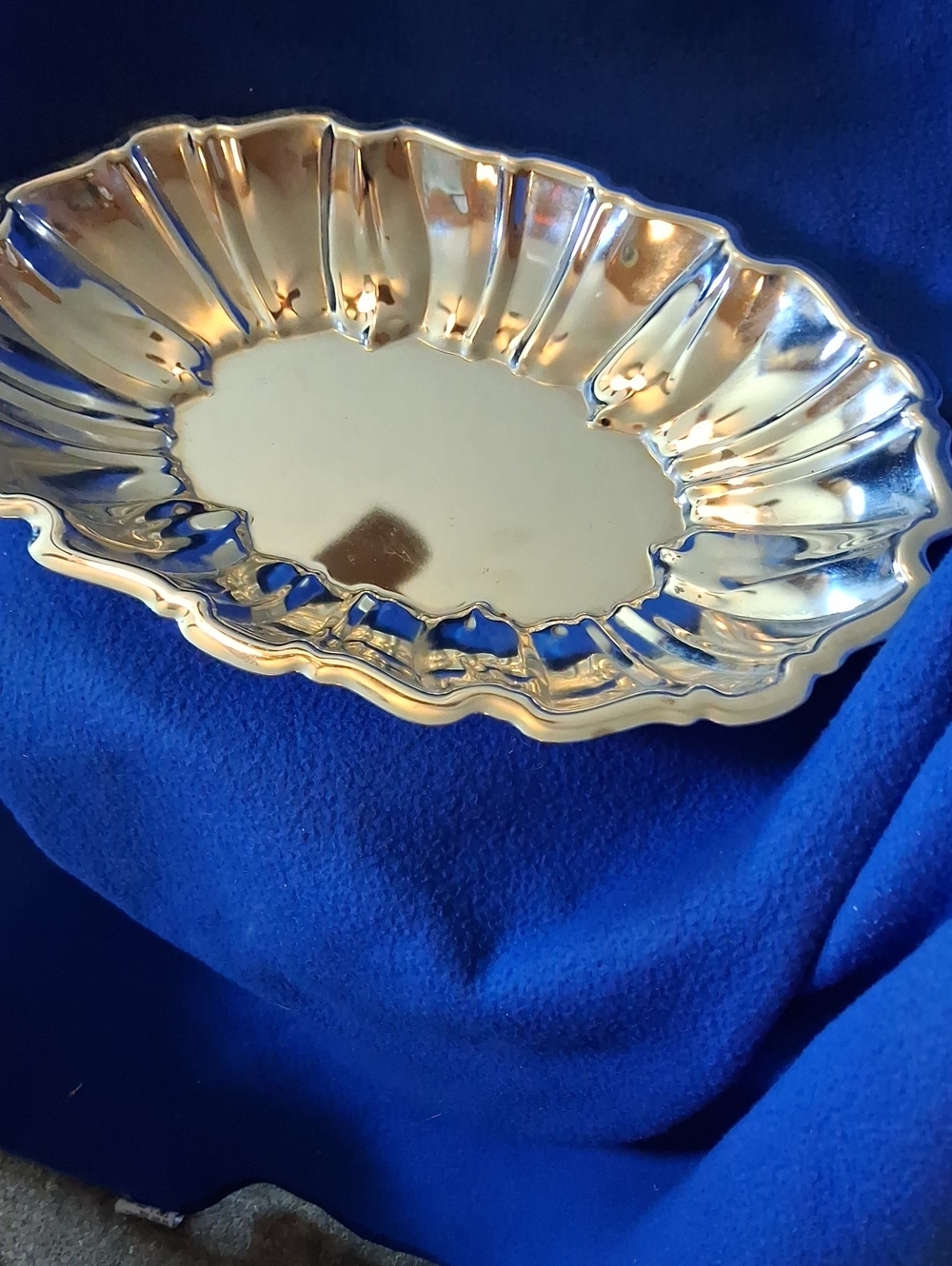 Stetson Gold Scalloped Serving Tray